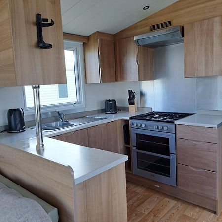 Lyons Robin Hood Caravan Rhyl Sbw 26 Exterior photo